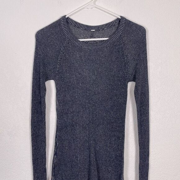 Lululemon Blue & White Patterned Crewneck Pullover Sweater - Picture 3 of 6